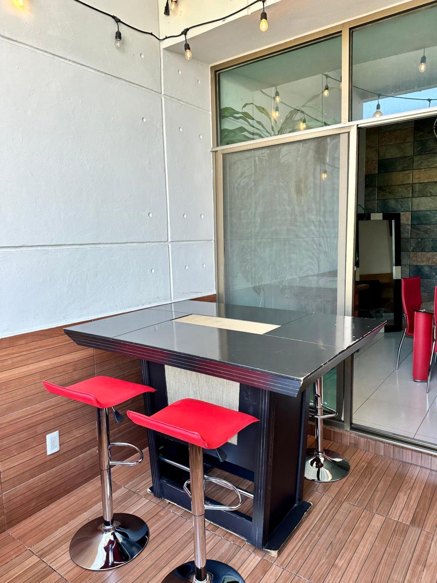 Loft Arte Y Diseno, Terraza, Asador, 3 Pantallas "Cuernavaca Somos El Unico Airbn Que Te Ofrece 2 Exclusivos Jacuzzis Profesionales Con Agua Caliente Y Sistema De Hidromasaje, Tipo Spa" Fraccionamiento Vigilancia 24 Horas Lägenhet Exteriör bild